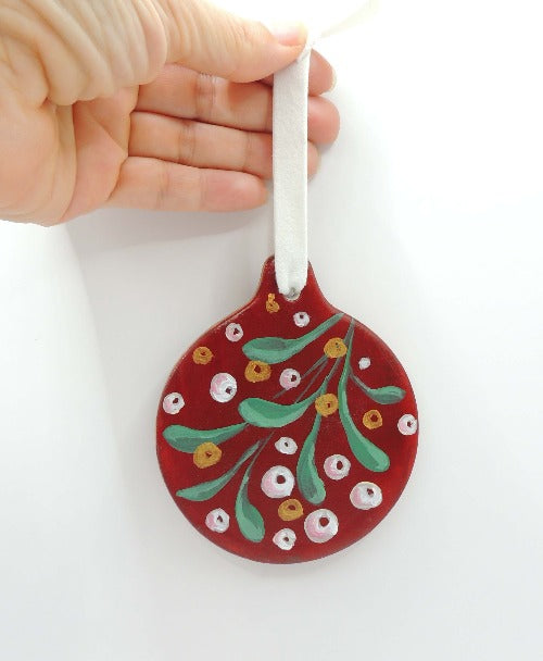 vintage inspired ceramic ornament with mistletoe and berries